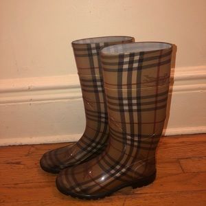 Burberry rain boots